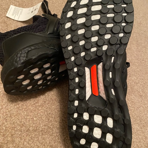 Adidas Ultraboost Clima / Manchester United - Picture 5 of 6